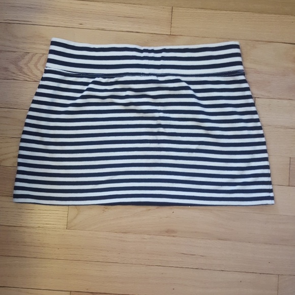 Nautical J. Crew mini skirt - Picture 2 of 3